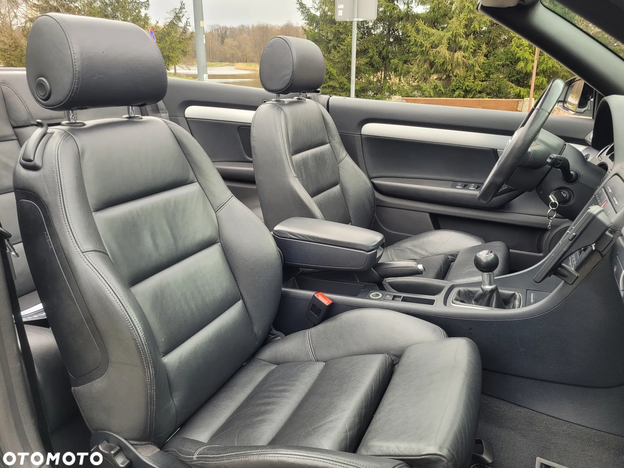 Audi A4 Cabriolet 2.0 TDI DPF - 22