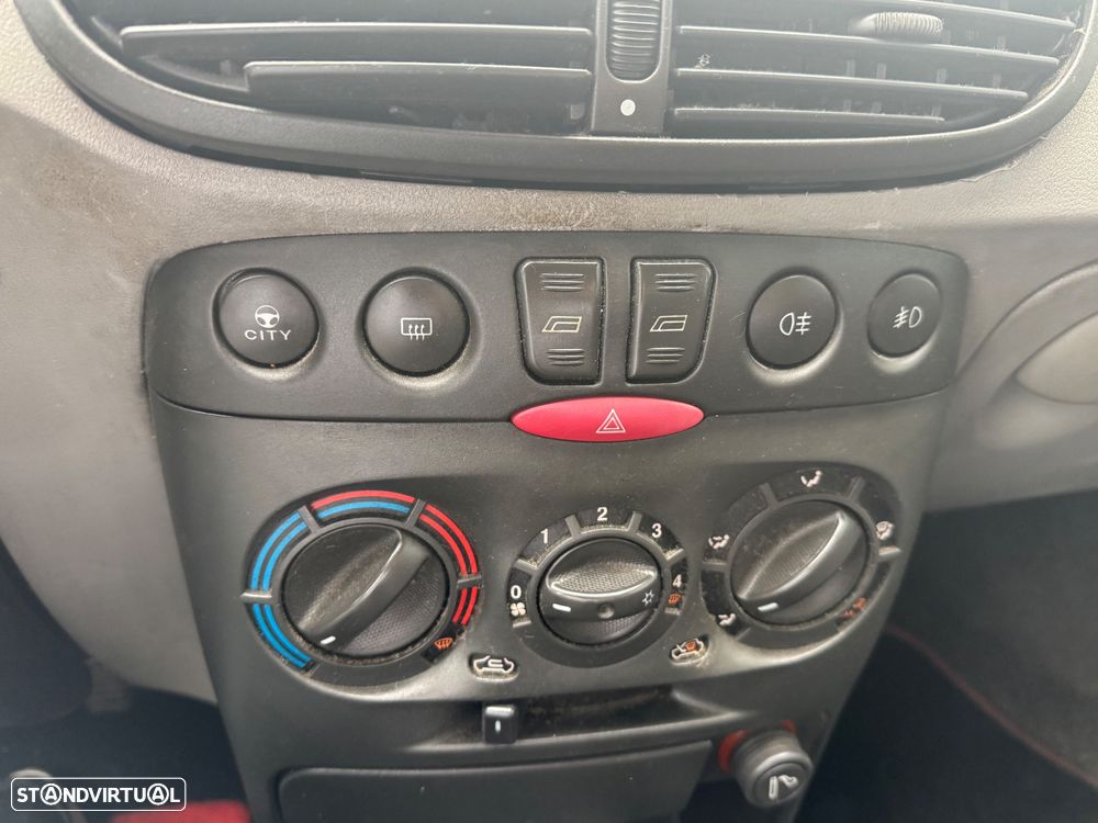 Fiat Punto 1.2 16V HLX - 15