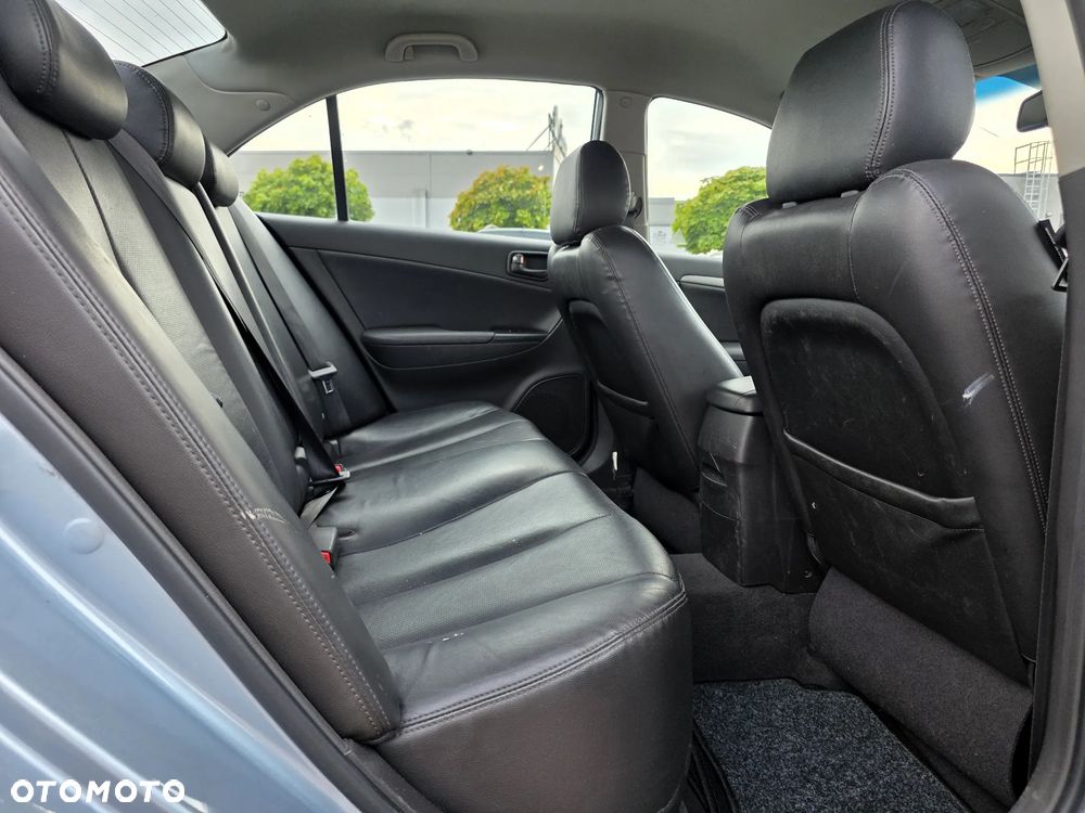 Hyundai Sonata 2.0 GLS - 12