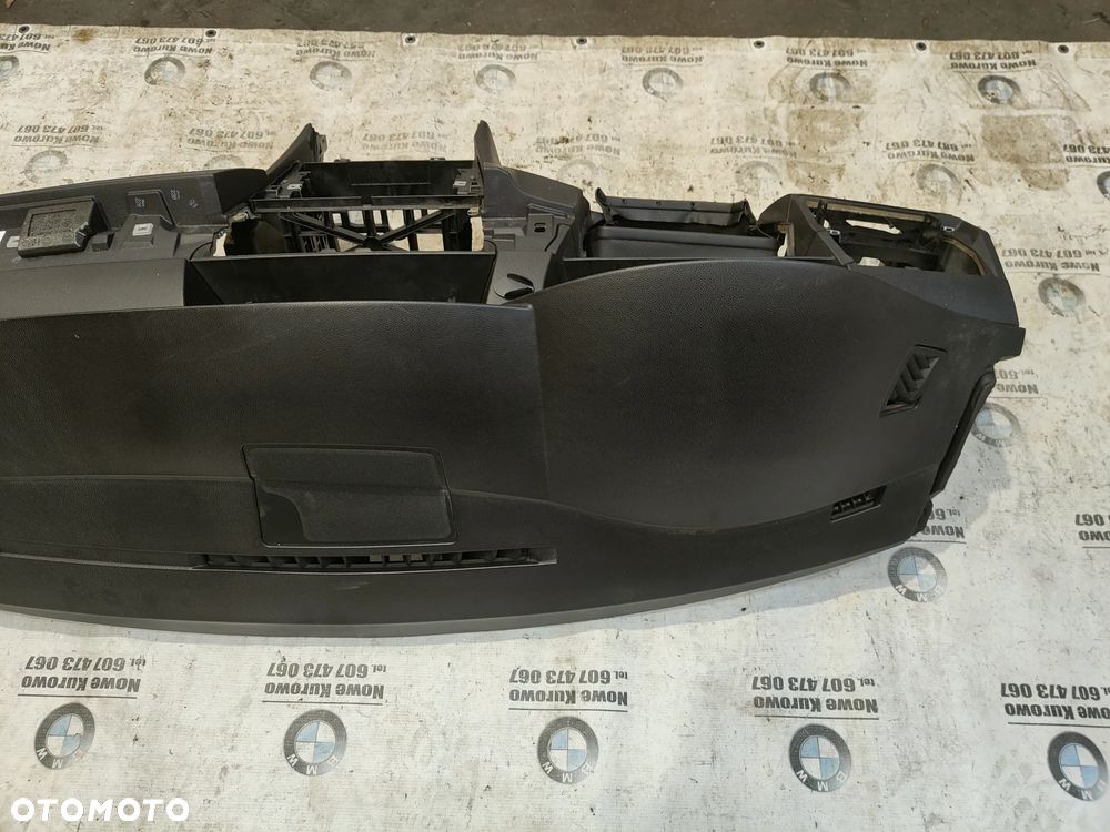 BMW E60 E61 Deska Rozdzielcza Konsola Na kluczyk 7063264 - 8