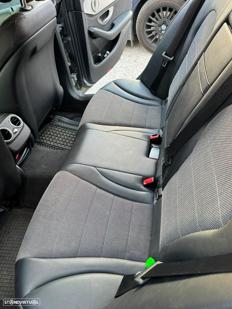 Mercedes-Benz C 180 d Station AMG Line - 11