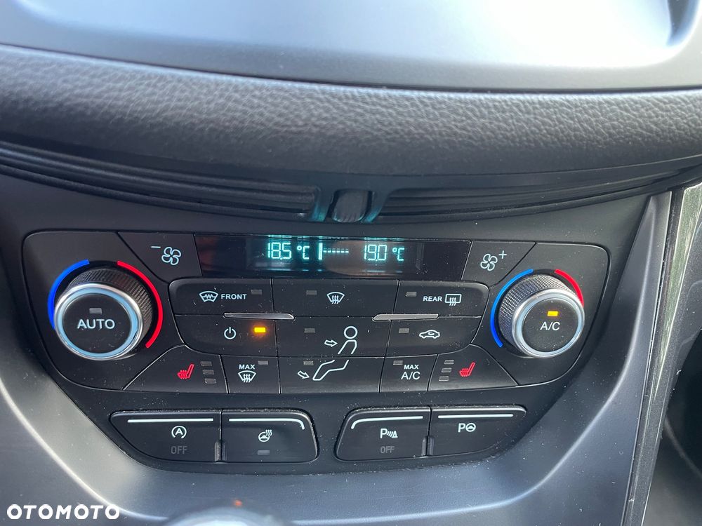 Ford Kuga 1.5 EcoBlue TITANIUM - 12