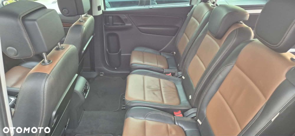 Volkswagen Sharan 2.0 TDI Highline DSG - 14