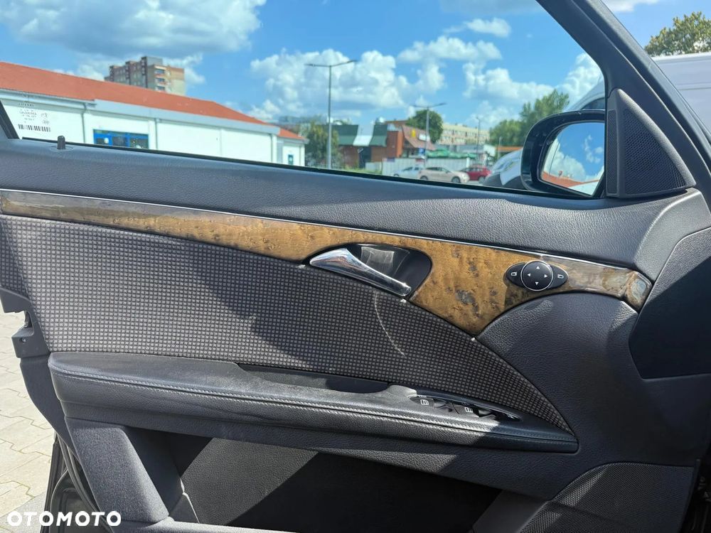 Mercedes-Benz Klasa E 220 CDI T Avantgarde - 11