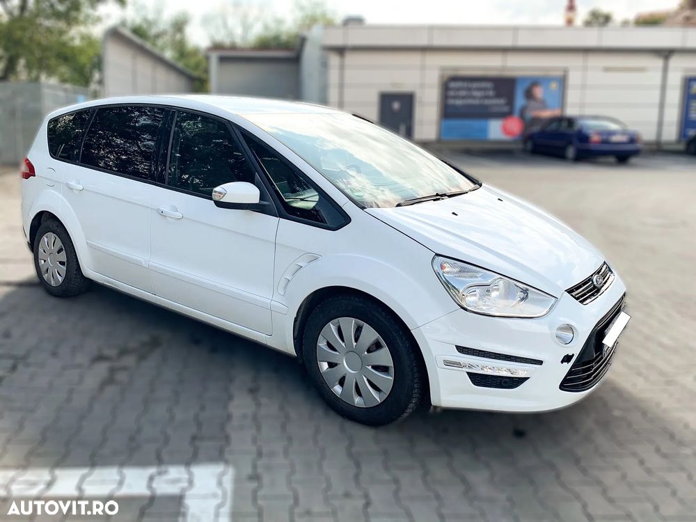 Ford S-Max - 9
