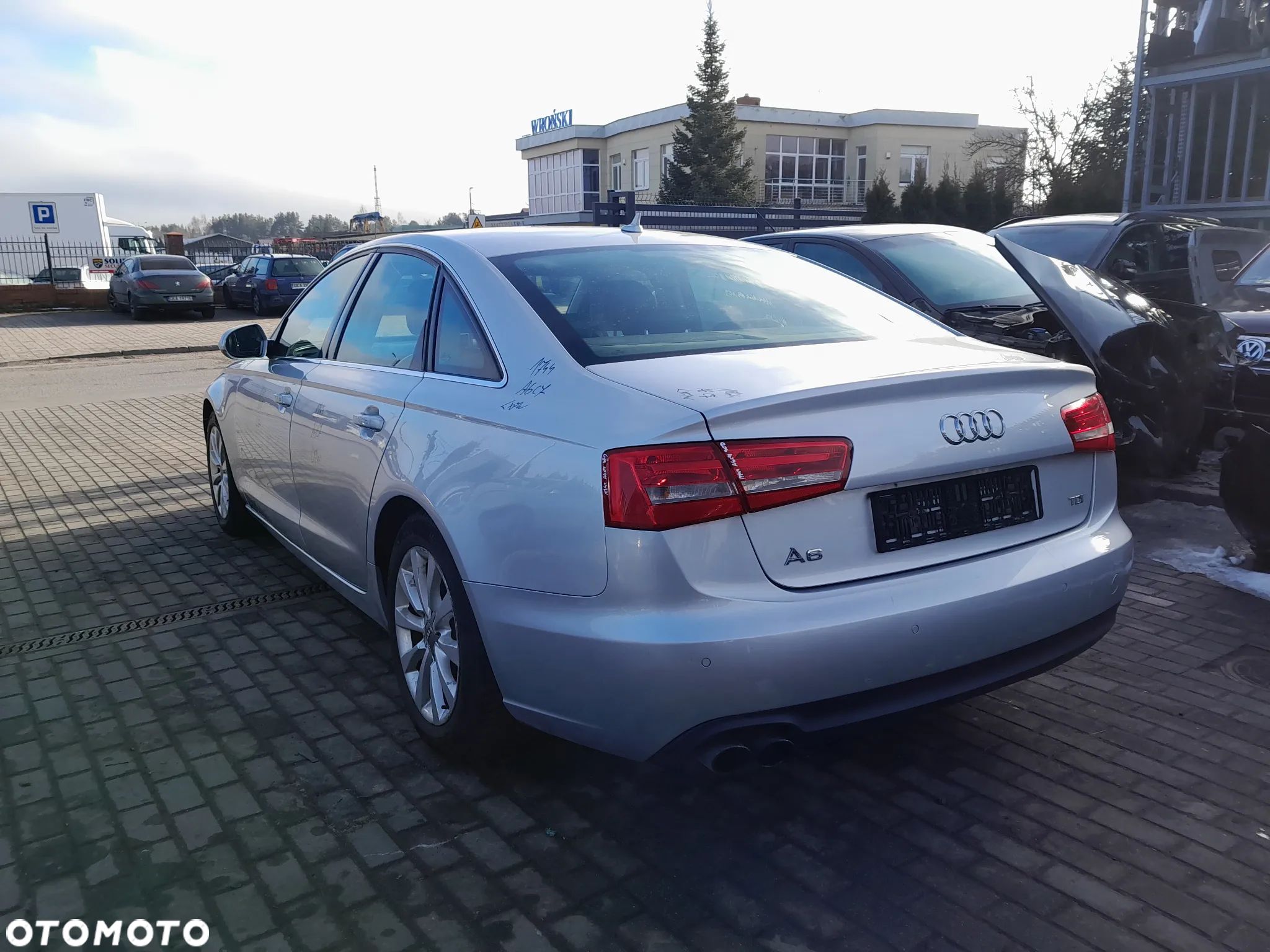AUDI A6 C7 SEDAN WÓZEK SANKI OŚ TYLNEGO ZAWIESZENIA KOMPLET - 1
