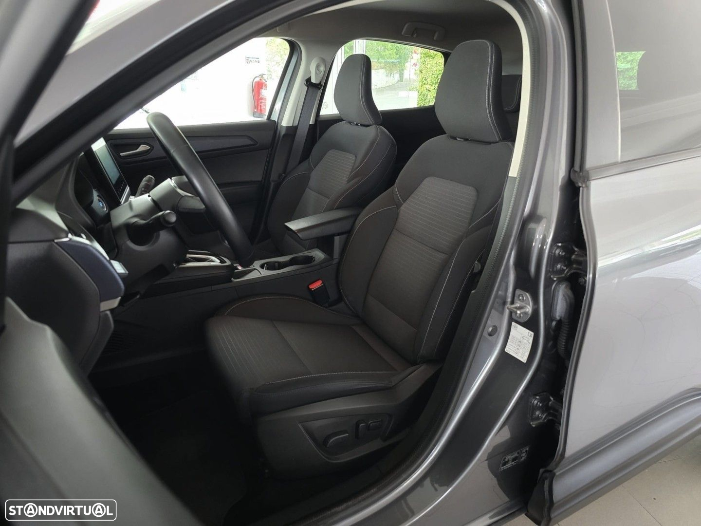 Renault Arkana 1.6 E-Tech Full Hybrid Techno - 7