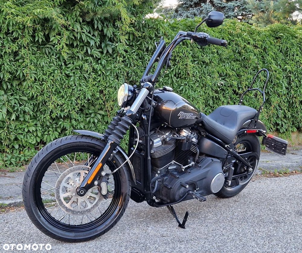 Harley-Davidson Dyna Street Bob - 15