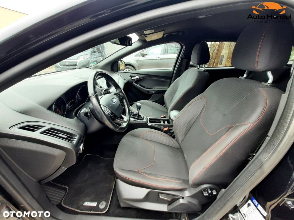 Ford Focus 1.5 EcoBoost STart-Stopp-System ST-LINE - 40