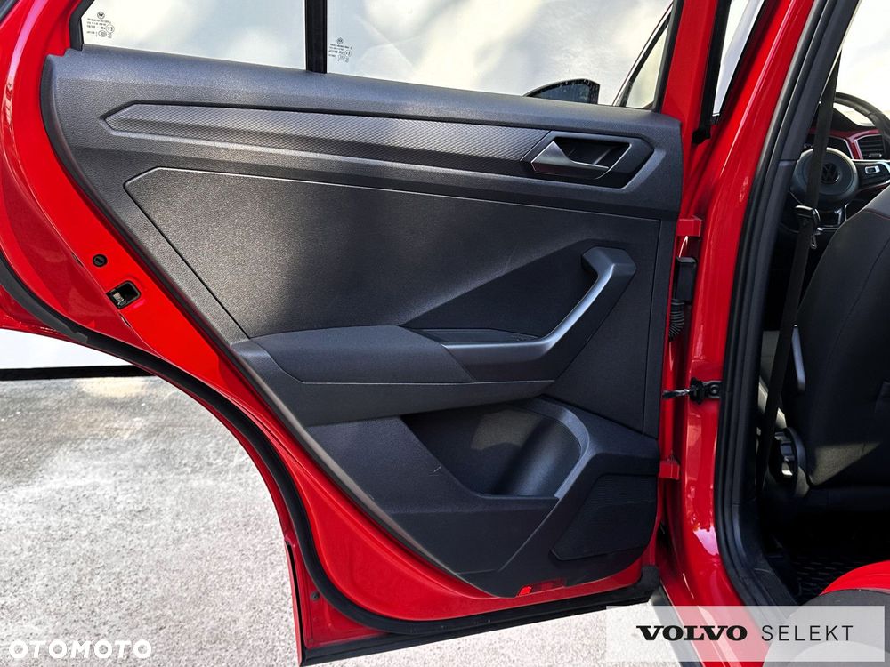 Volkswagen T-Roc - 12