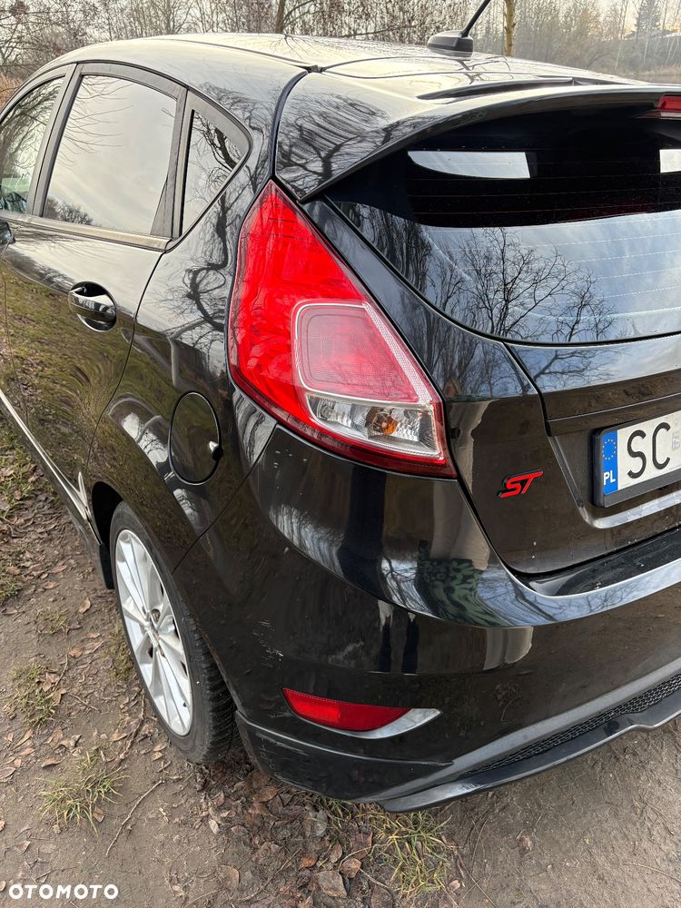 Ford Fiesta ST - 7