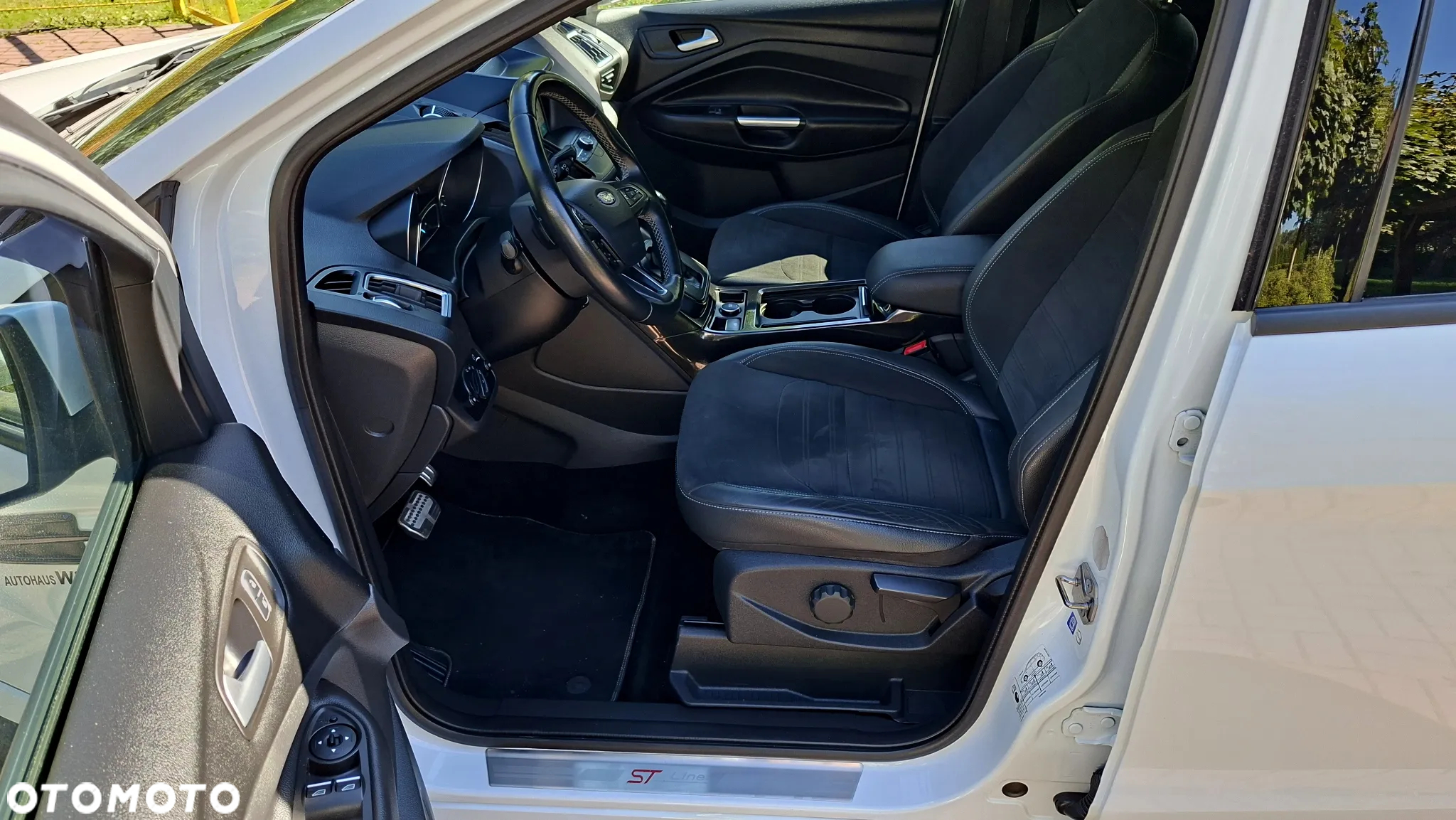 Ford Kuga 2.0 TDCi 4x4 ST-Line - 23
