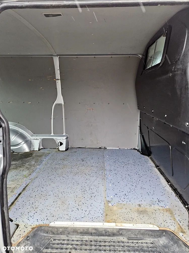 Volkswagen Transporter T5 - 13