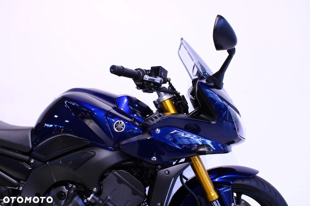 Yamaha FZ - 12