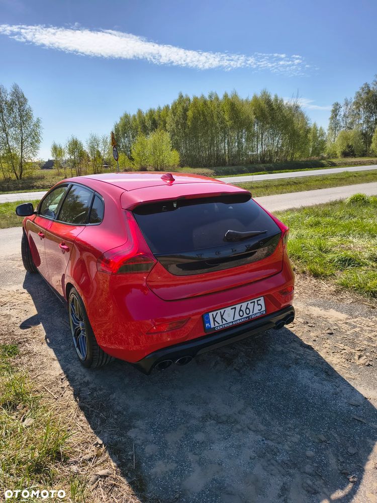 Volvo V40 T2 - 4