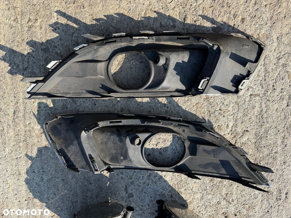 Oel Meriva B Halogeny kratki zderzaka  po Liftingu - 2