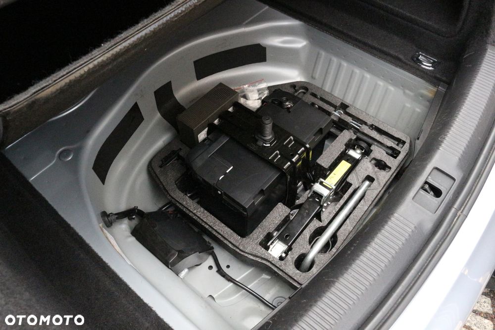 Audi A4 Limousine 2.0 TDI DPF - 28