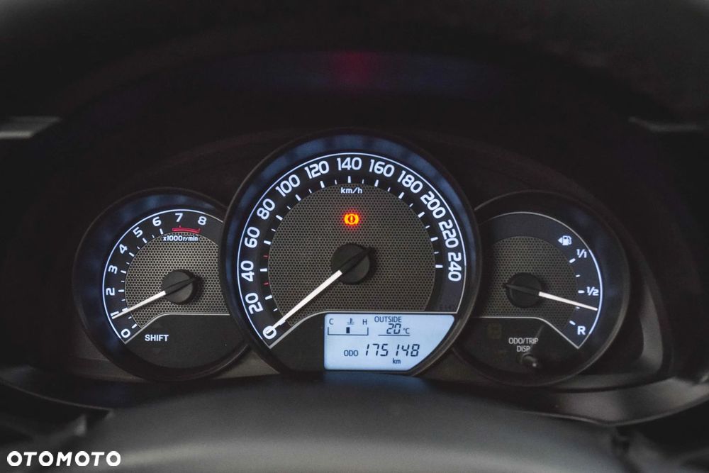 Toyota Corolla - 36