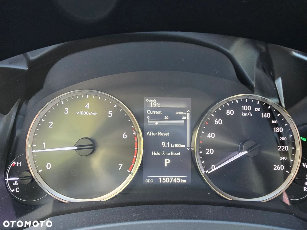 Lexus IS 200t / 300 Elegance - 12