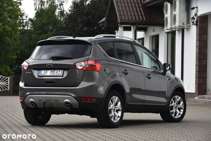 Ford Kuga 2.0 TDCi 2x4 Champions Edition - 9
