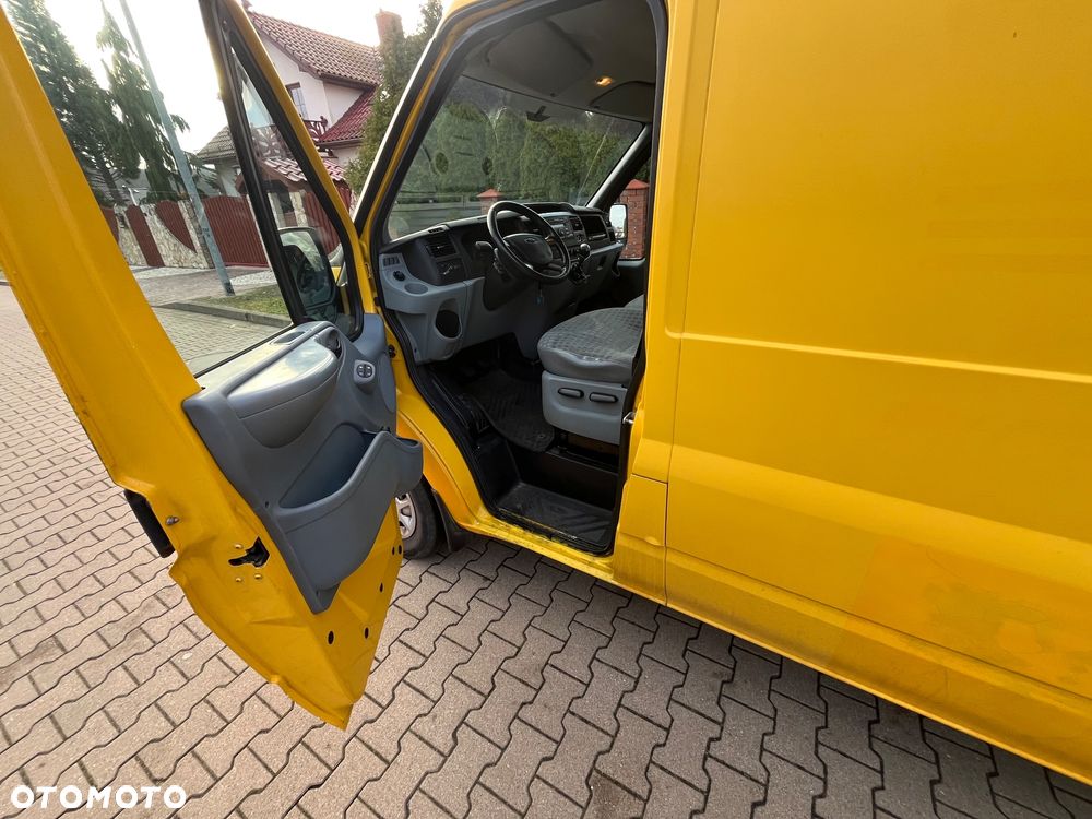 Ford Transit - 9