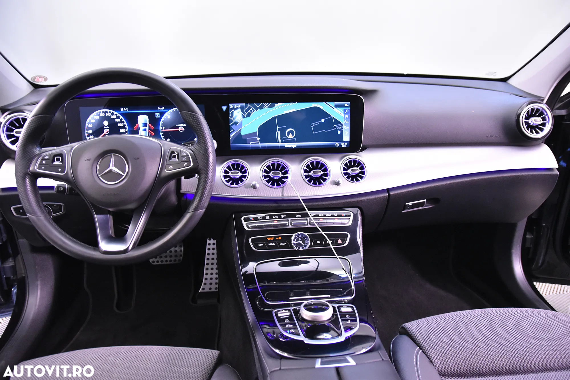 Mercedes-Benz E 220 d T-Modell Aut. - 9