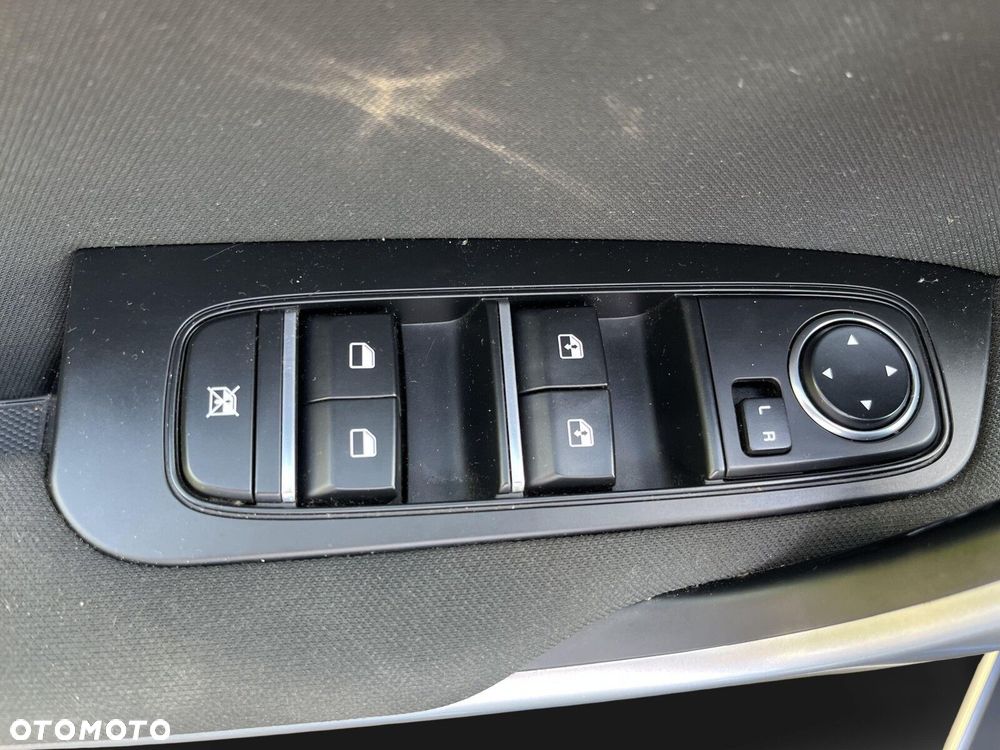 Kia XCeed - 11