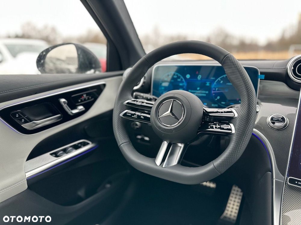 Mercedes-Benz GLC - 13