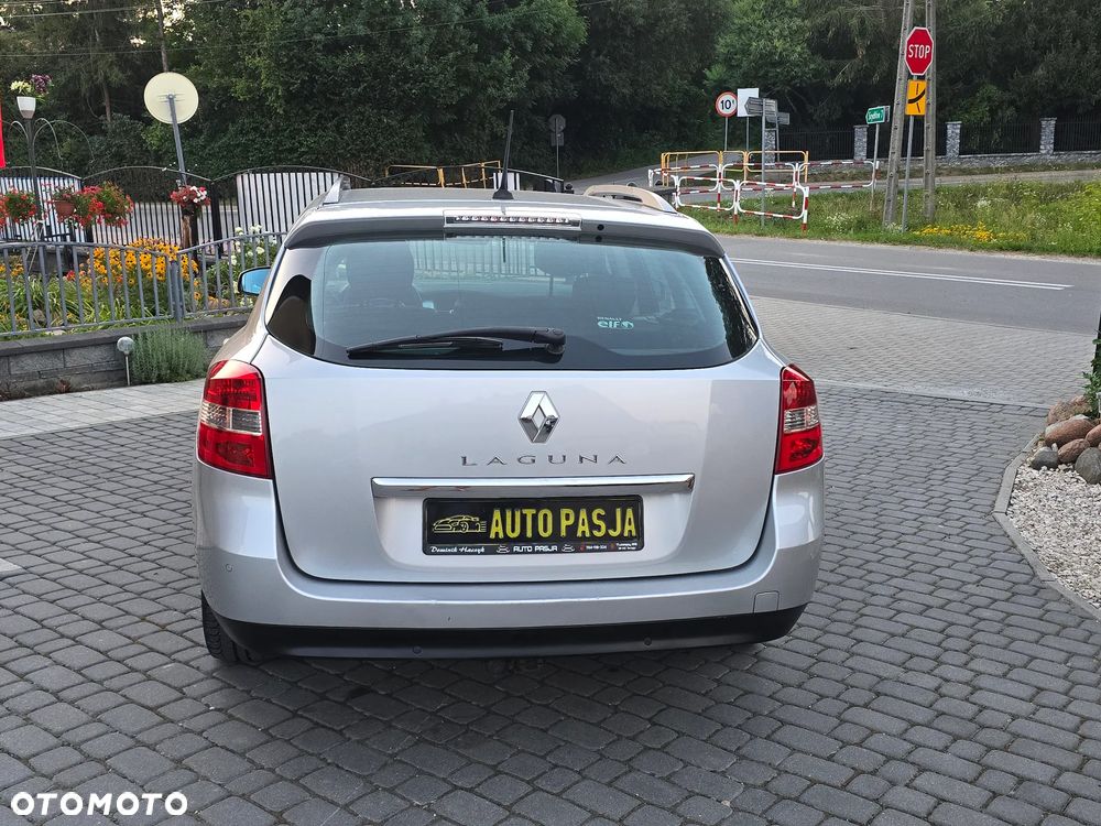 Renault Laguna - 16