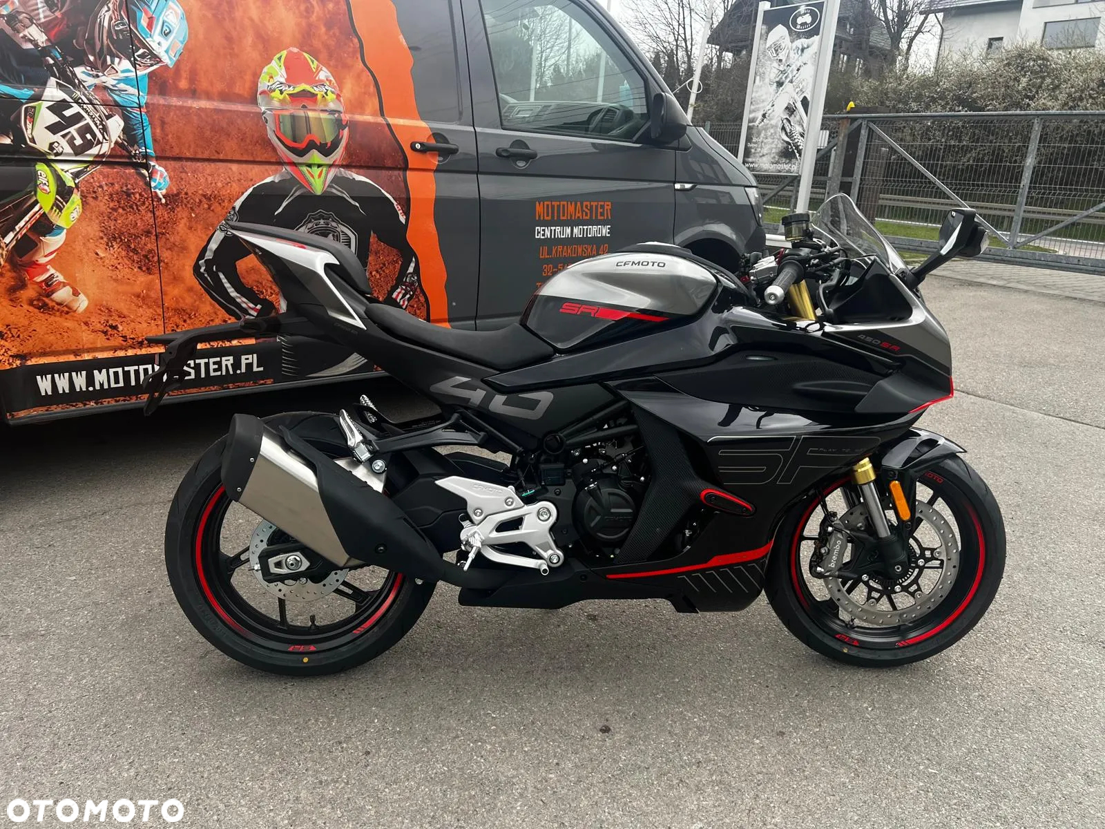CFMoto SR - 21