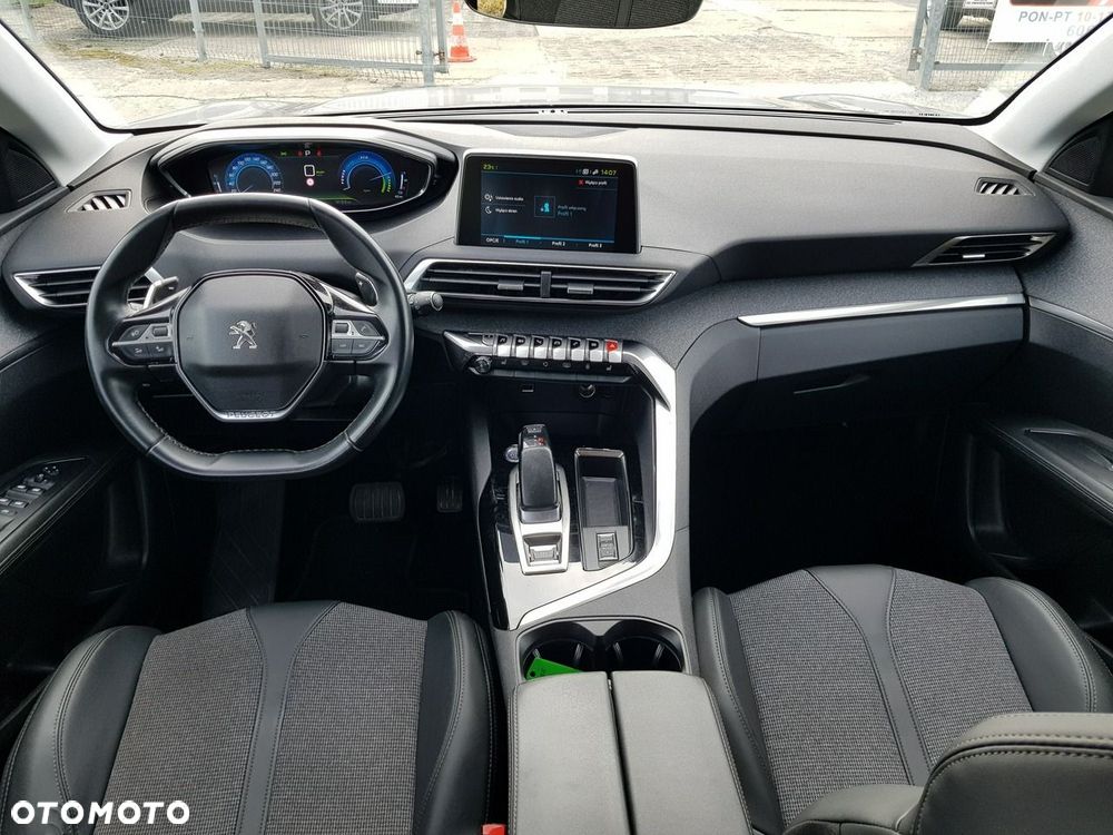 Peugeot 3008 1.6 PureTech HYbrid Allure S&S EAT8 - 12