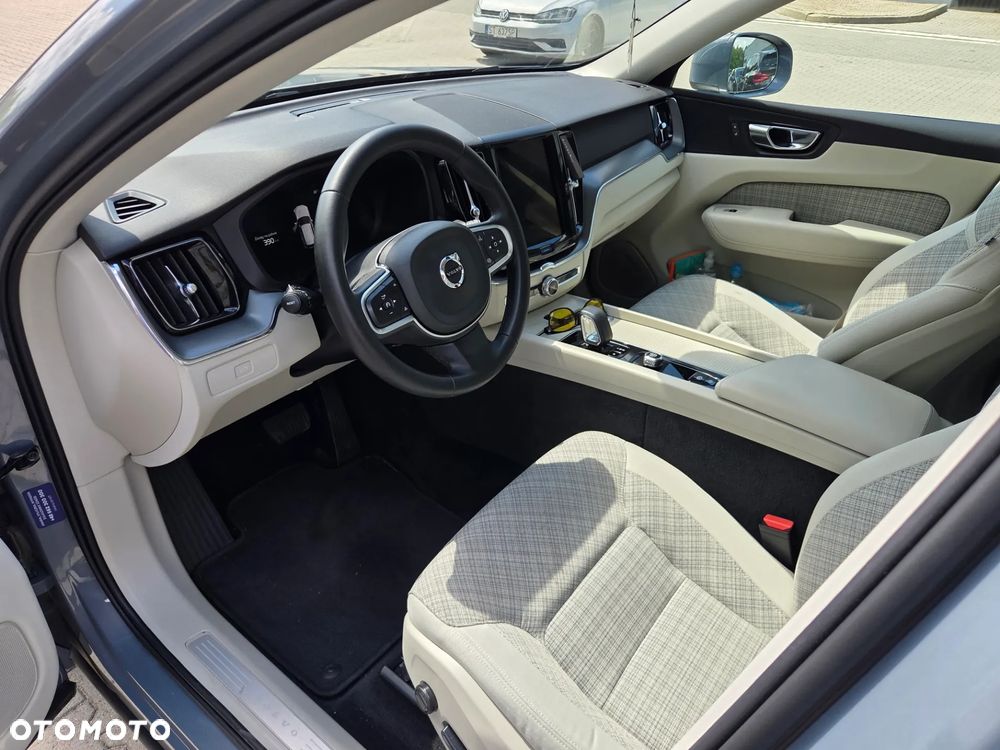 Volvo XC 60 B4 B Core - 2