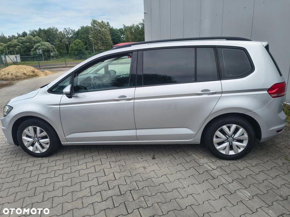 Volkswagen Touran - 7