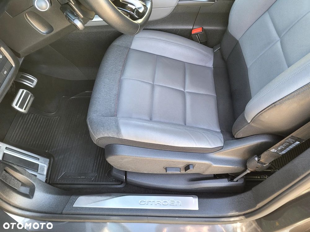 Citroën C5 Aircross 1.6 PureTech Shine EAT8 - 15