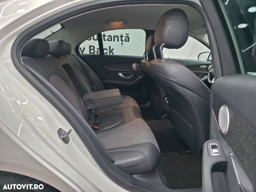 Mercedes-Benz C 220 d Aut - 9