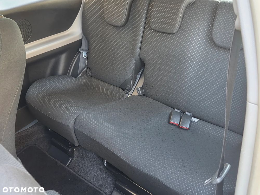 Toyota Yaris 1.33 VVT-i Executive - 20