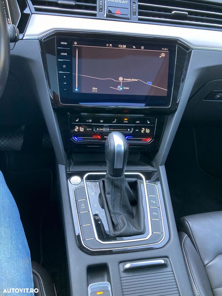 Volkswagen Passat 2.0 TDI SCR DSG Elegance - 13