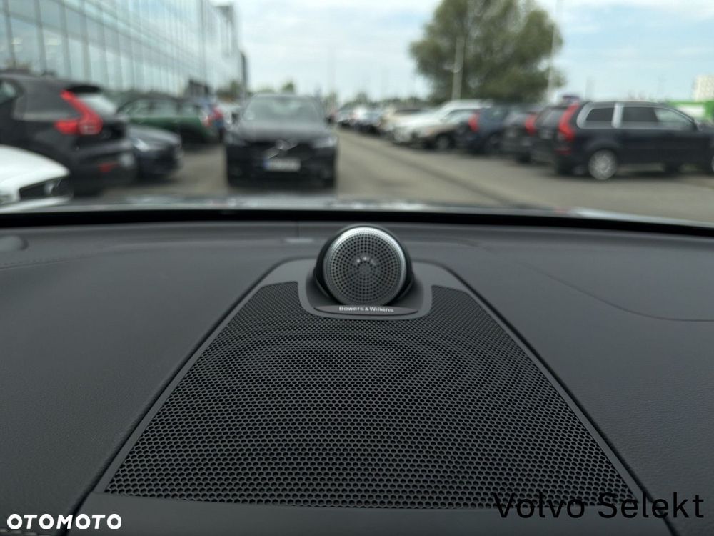 Volvo XC 60 - 30