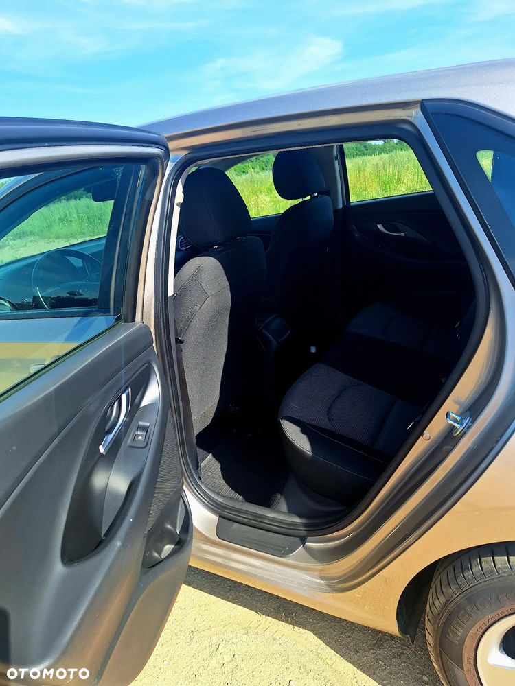 Hyundai i30 1.4 Classic - 6