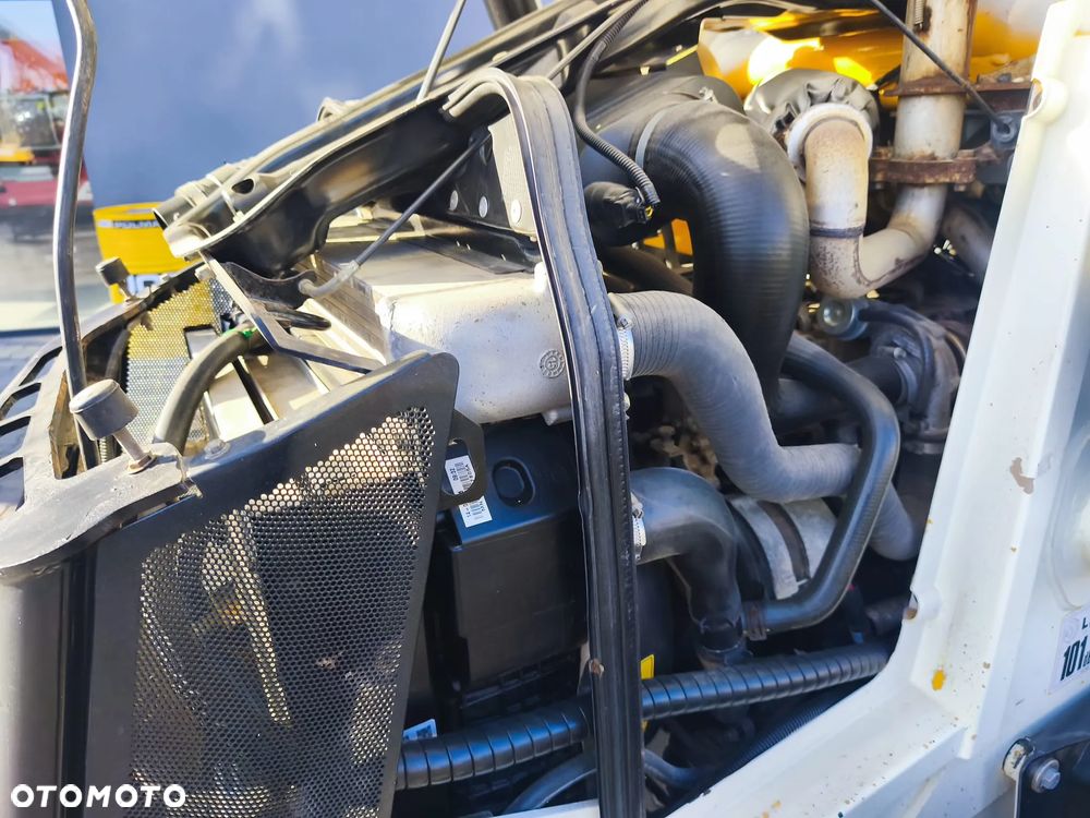 JCB 3CX Compact - 15