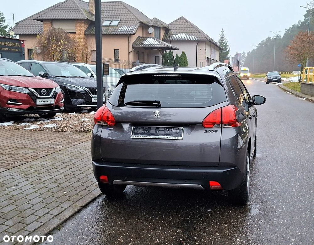 Peugeot 2008 PureTech 110 Stop&Start Allure - 9