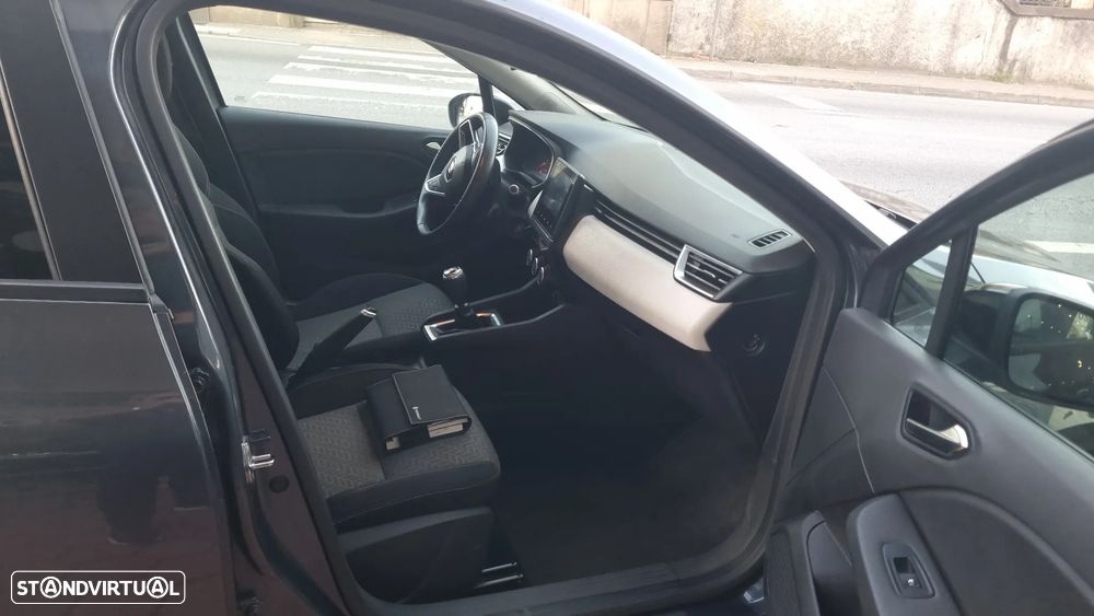 Renault Clio 1.0 TCe Exclusive - 9