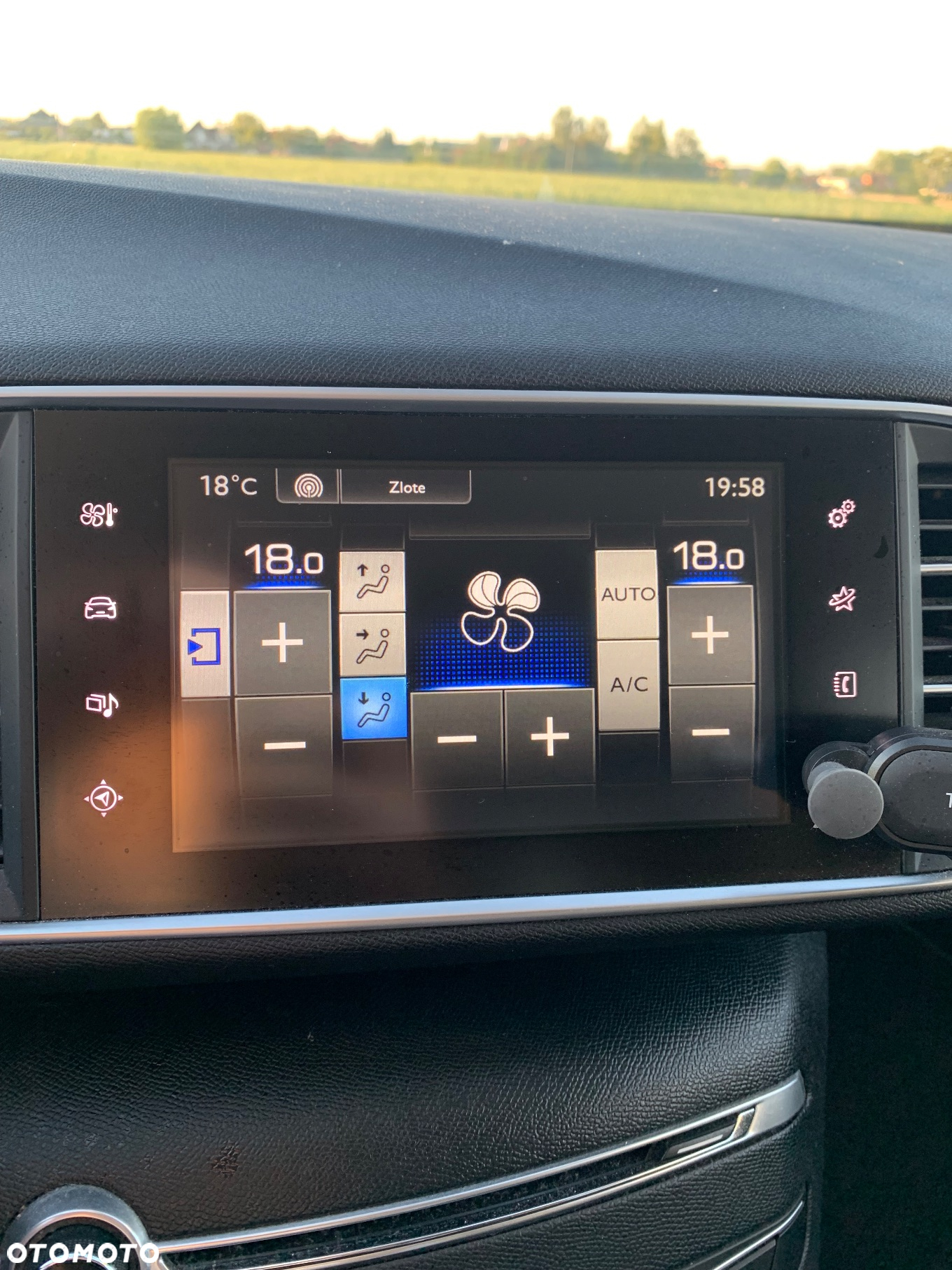 Peugeot 308 1.6 e-HDi Style STT - 18