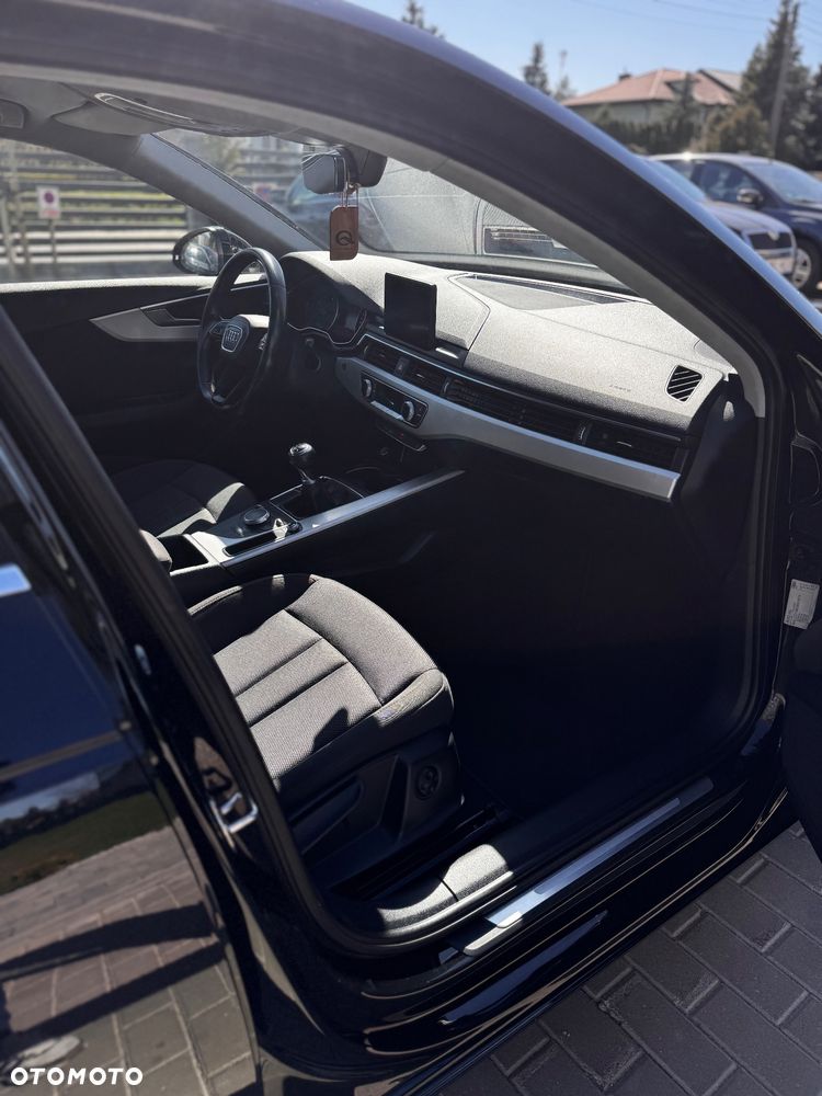 Audi A4 Avant 2.0 TDI - 9