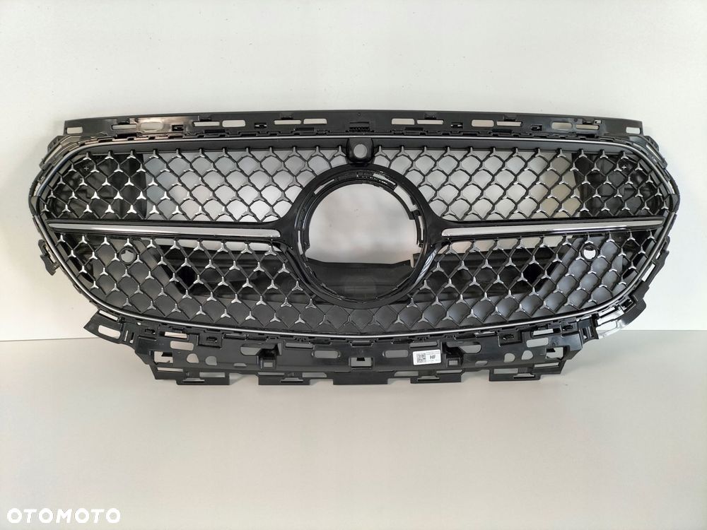 atrapa kratka grill mercedes e klasa w214 22- amg silver diamond - 1