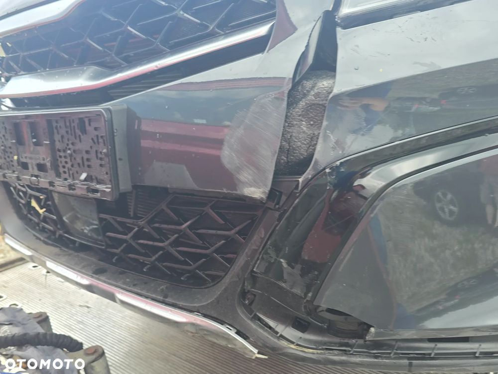 Kia XCeed 1.6 T-GDI OPF DCT7 Platinum - 23