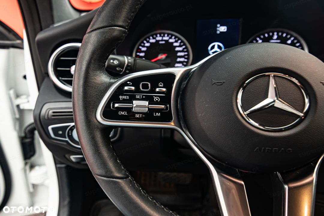 Mercedes-Benz GLC - 16