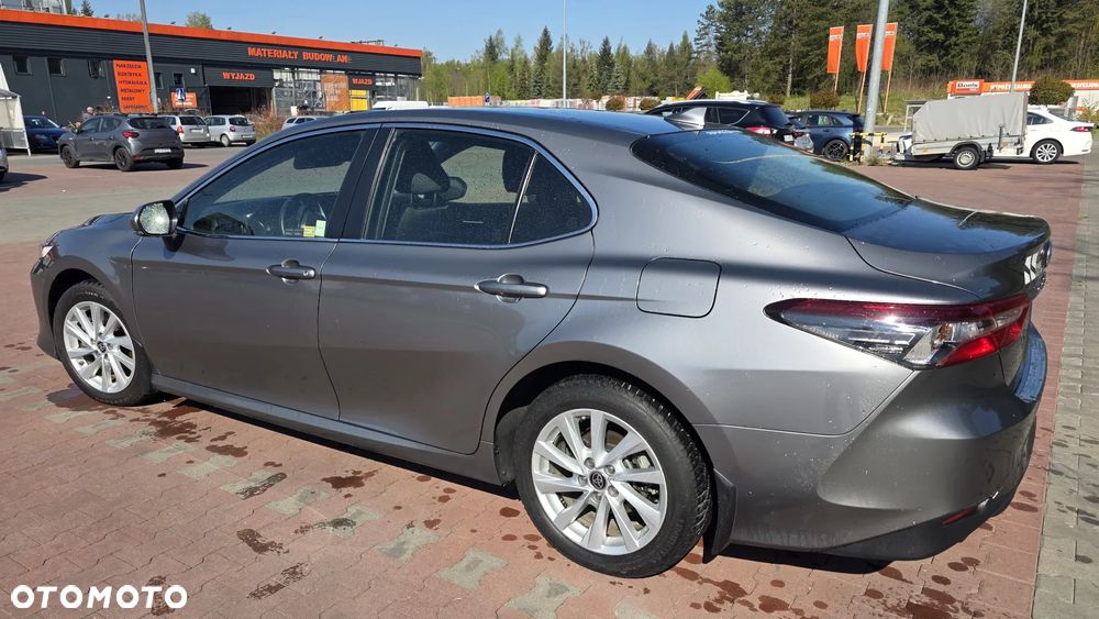 Toyota Camry 2.5 Hybrid Comfort CVT - 2