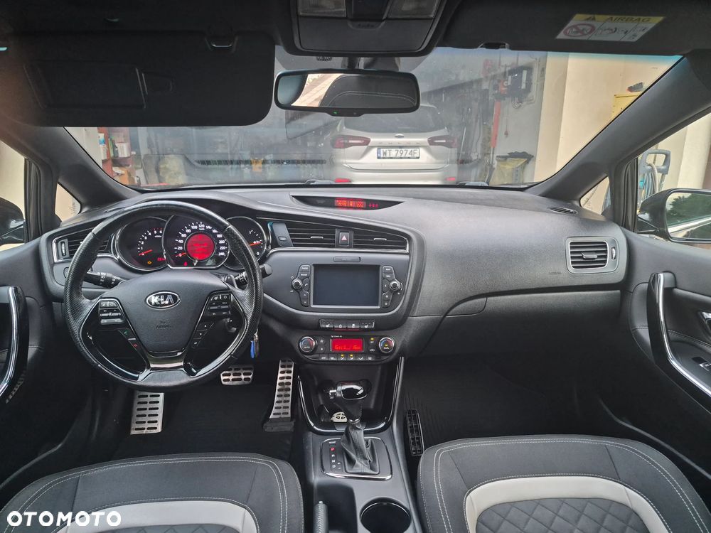 Kia Ceed 1.6 CRDi GT Line DCT - 6