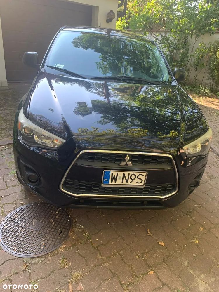 Mitsubishi Outlander 2.0 4WD Invite - 2